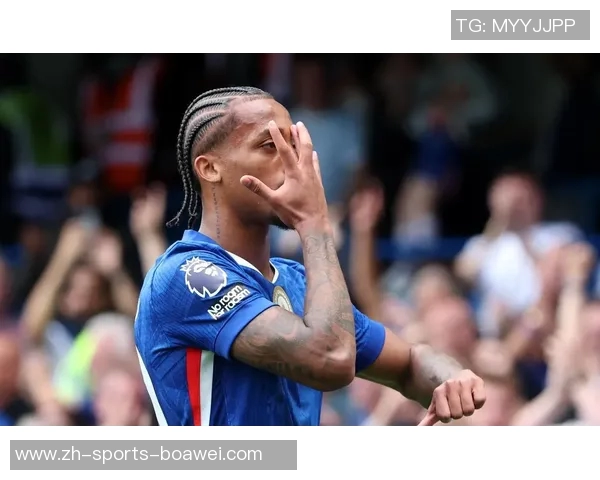 曼联遭遇连败困境曼城强势反弹蓝军红军接连失利